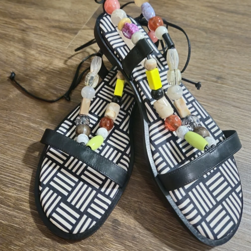 New Antonio Melani Beaded Leather Flat Sandals Sz 8